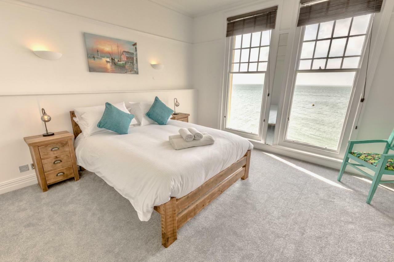 Totland Pier View Apartment חדר תמונה